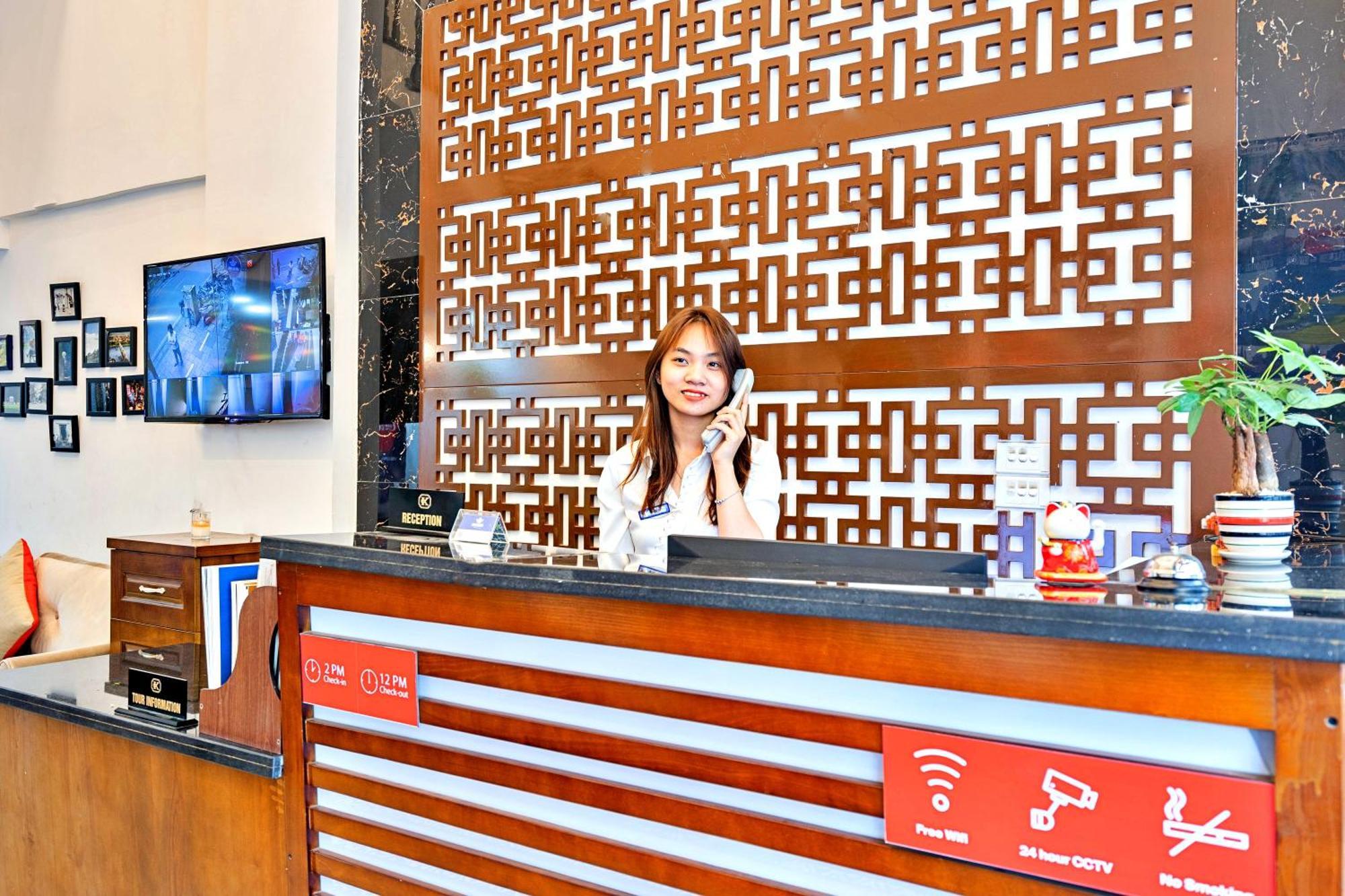 Serene Hotel Hanoi Exteriör bild