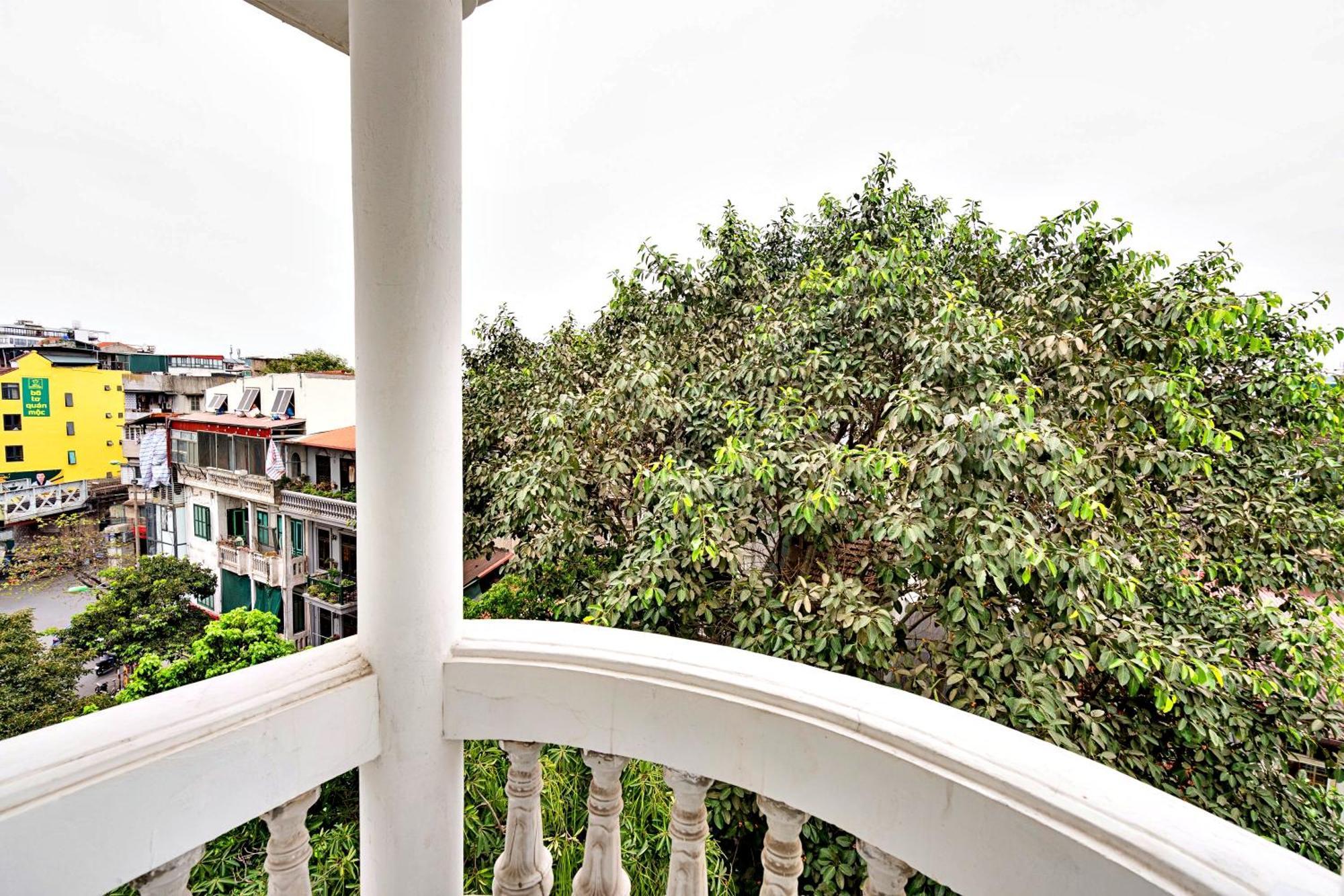 Serene Hotel Hanoi Exteriör bild