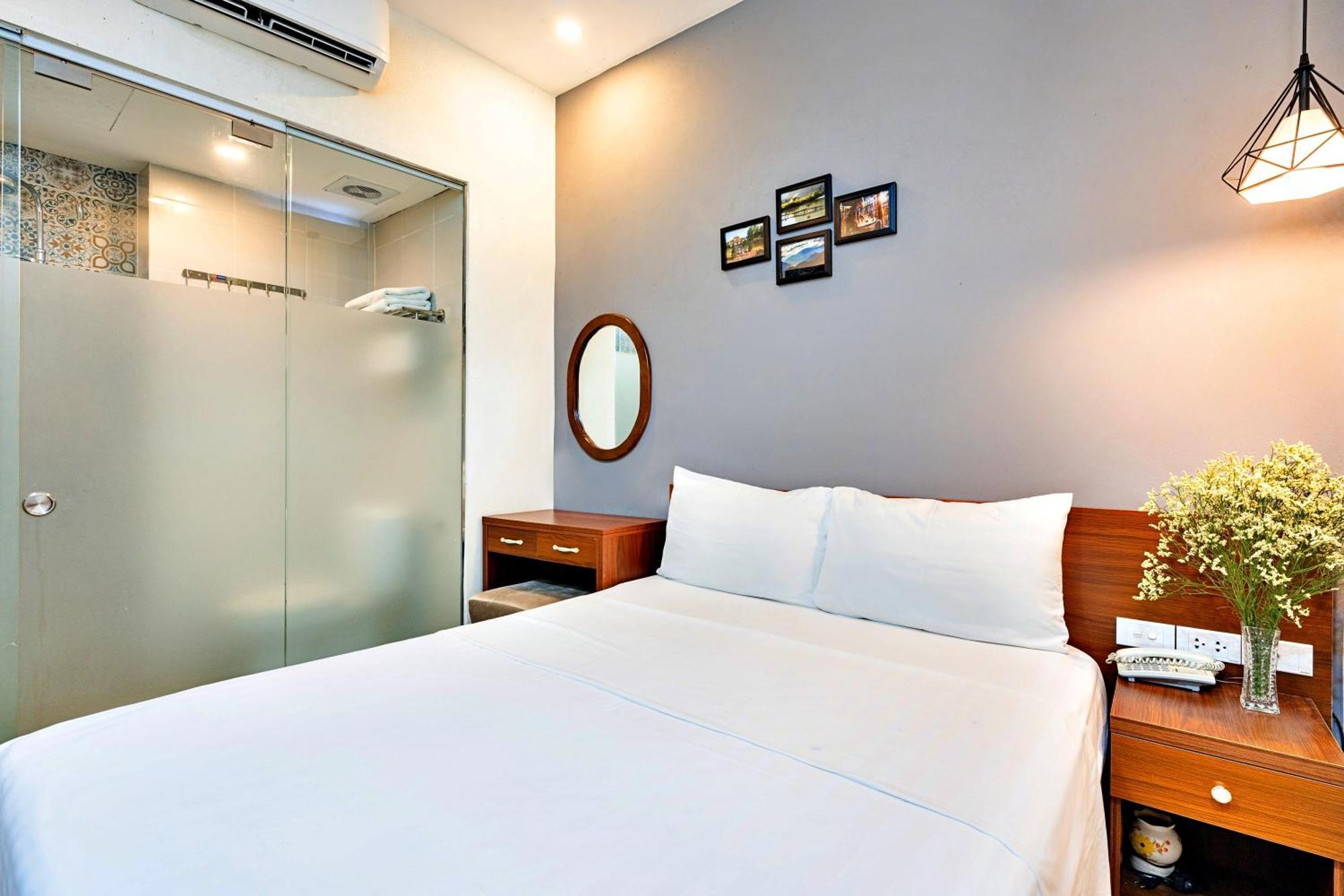 Serene Hotel Hanoi Rum bild